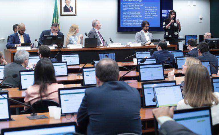 PL 2338/23: especialistas defendem flexibilização e soberania no uso da IA no Brasil 