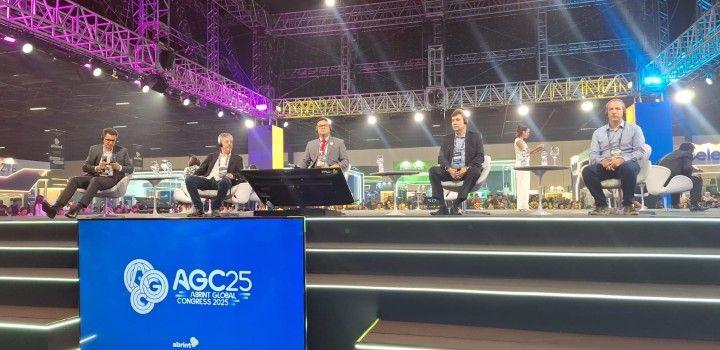 Decisão sobre uso dos postes vai impactar bolso dos provedores de internet