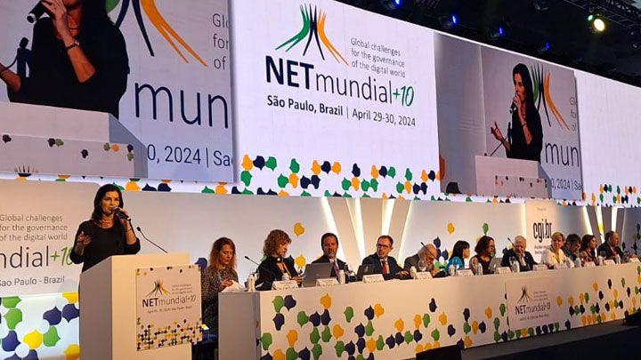 Carol Conway, no NetMundial: Precisamos ampliar as contribuições sobre o que queremos da internet e da IA