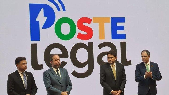 Governo quer solução em 100 dias para uso de postes de energia por telecom