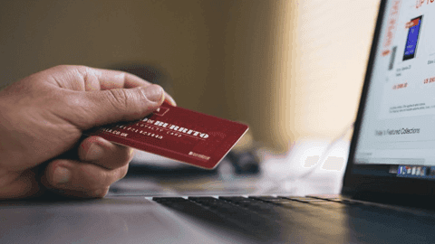 Mais de 35 milhões de brasileiros são invisíveis aos serviços financeiros