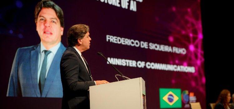 MCom: Brasil não quer apenas consumir. Vai fazer Inteligência Artificial